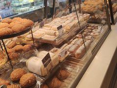 -巴黎贝甜(大宁国际商业广场店)