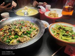 -辣尚瘾·烤鱼·新川菜(交大直营店)
