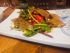 凉拌牛肉-云海肴·汽锅鸡·云南代表菜(天津国金汇店)