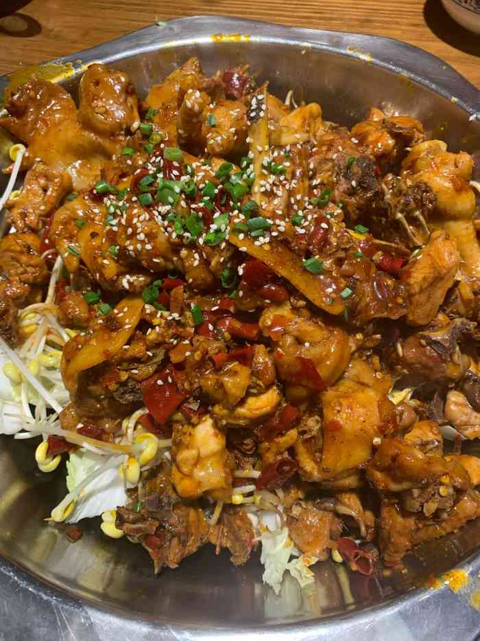 川府火锅(玉盘路店)-"中午过来吃烧鸡公,人不多鸡都是现杀的,.