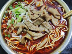 -薛记襄阳香辣牛肉面(平安路店)