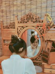 -汉仪华裳汉服馆(打浦桥店)