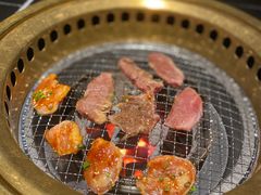 -山川小町·极番烧肉(新地假日广场店)