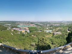 -鬼笑石后山停车场