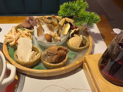 -菌彩云南野生菌火锅(呈贡七彩云南第壹城店)