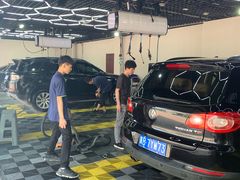 -LLumar美国龙膜玻璃膜隐形车衣连锁店