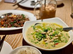绿咖喱椰汁鸡-瓦城泰国料理(芮欧百货店)