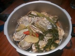 -千岛蚝高压锅生蚝·人参火锅(白云万达店)