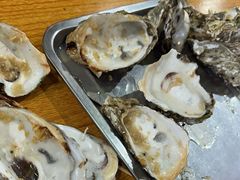 -蚝哥花姐湛江烤生蚝(美丽湾市场店)