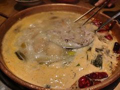 -洱火云南酸菜牛肉火锅(石景山当代商城店)