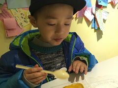 -志龙皇冠吃货椰子铺
