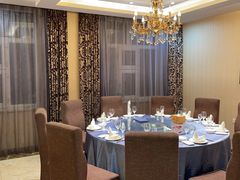 包厢-上和臻品中国菜(花园街店)