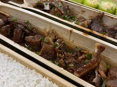 -胡须哥网红竹筒菜