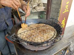 -仓桥直街臭豆腐