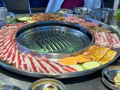 -哈哈碳都·牛肋条无限自助烤肉(宝龙店)