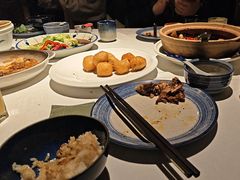 -八府香鸭·啫啫煲(华山路店)