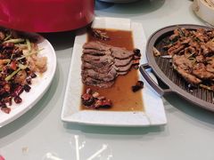 酱熏黑猪肉大饼-老城味道·传统天津菜(杨柳青店)