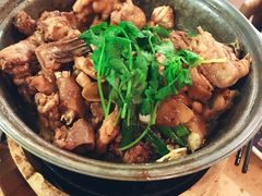 -芳村榕树头叹佬鸡煲(体育西店)