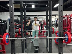 -坚果健身24小时工作室(定西路店)