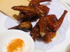 中山妙龄乳鸽-十二粤味·顺德菜·烧鹅点心(五四广场店)