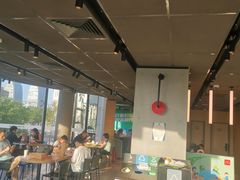 -麦当劳(展览路店)
