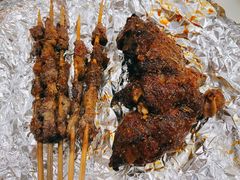 羊肉串-马路牙子地桌烤肉(工体店)