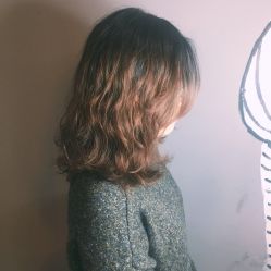 -茶发Salon·烫发染发理发