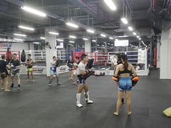 -FIGHTMAN格斗俱乐部(长宁临空店)