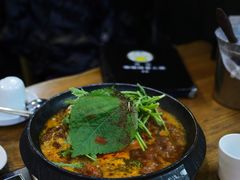 土豆排骨火锅-喇喇排骨火锅·传统韩式脊骨汤(望京西园总店)