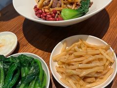 -漆黑觉米粉(三里屯店)