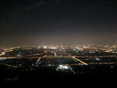 -鬼笑石后山停车场