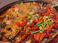 -鸣记脆皮烤鱼·海鲜烤鱼(三八广场店)