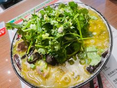 酸菜肥牛小锅米线-肥汁米蘭香港米线(宁波路总店)