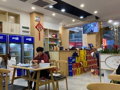 大堂-江城燕子大排档(江汉路步行街店)