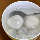 芝麻汤圆是一如既往的好吃，有猪油香；乔家栅是意外惊喜