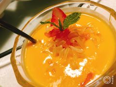 花胶鸡锅底-上房火鍋(新天地店)