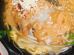 -曹宝林砂锅麻辣烫(星光路店)