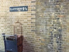 -九又四分之三站台