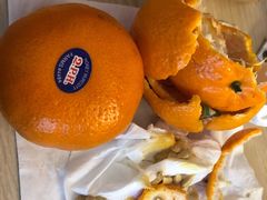 -桔子酒店(上海西藏北路地铁站店)