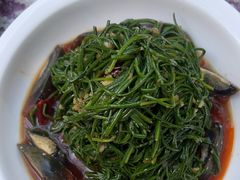 -疆山别院·木垒羊·新疆菜烧烤(铁路局店)