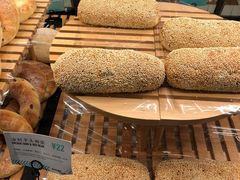 -Dough&Joe团憩(瑞虹天地月亮湾店)