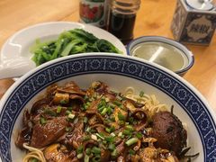 -沪西老弄堂面馆(定西路店)