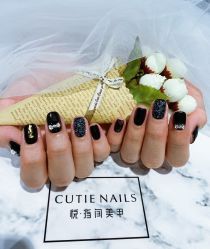 -悦指间美甲美睫