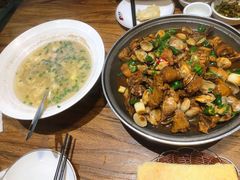 蛤蜊炒鸡-木柴豆腐·活海鲜·鲁菜(岚山路店)
