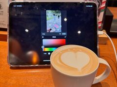 -星巴克(西安曲江银泰店)