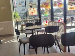 -德克士(通宝路店)