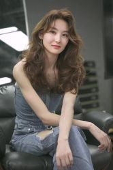-东方美妍小鹏造型