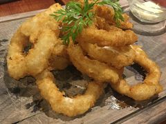 酥炸鱿鱼圈附大蒜蛋黄酱-卡朋厨房(289艺术园区店)