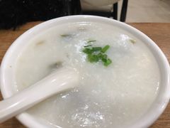 -广东小美食(果戈里大街店)