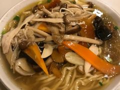 八珍菇汤面-民间老鸡汤面馆(中山北路店)